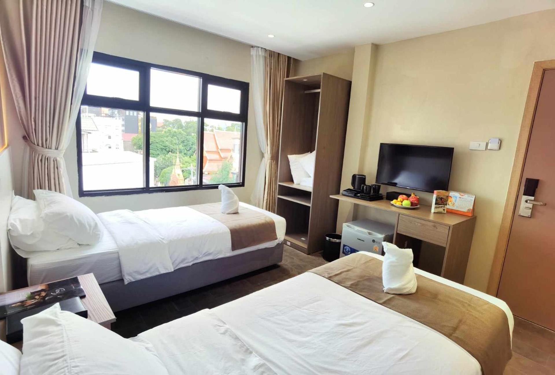 Lucie Hotel Виентиане Екстериор снимка